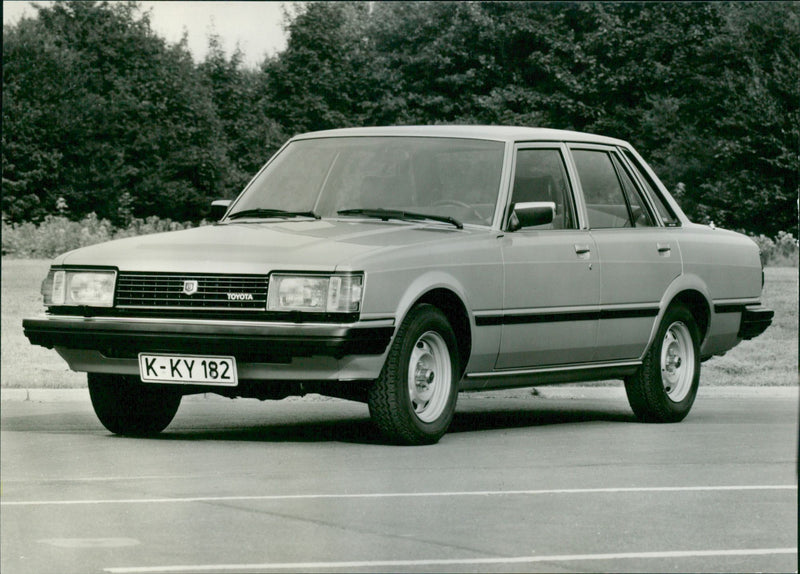 Toyota Cressida DX Diesel - Vintage Photograph