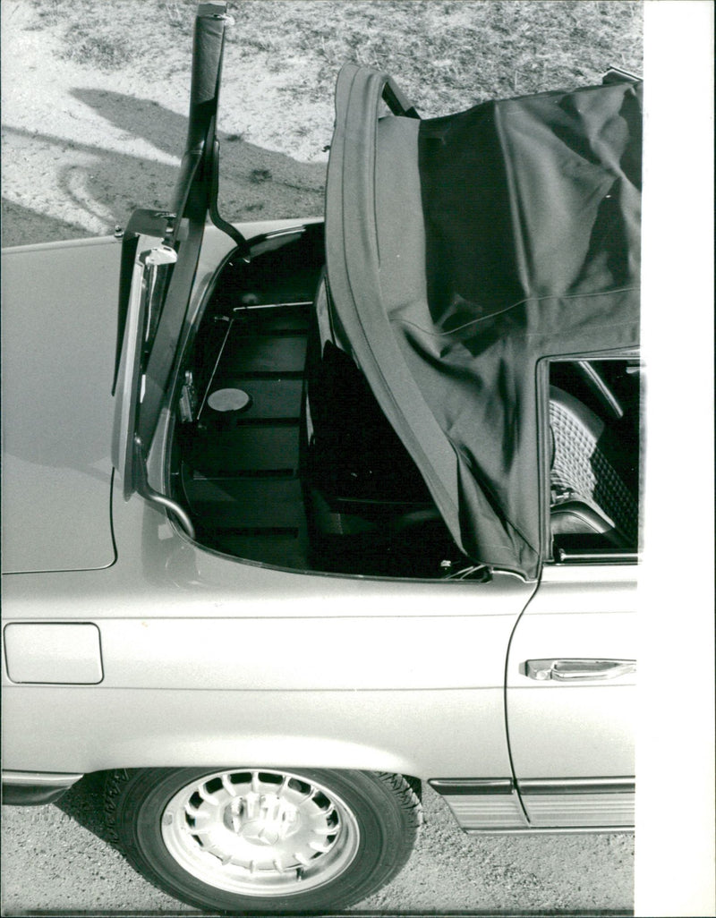 Mercedes-Benz 350SL - Vintage Photograph