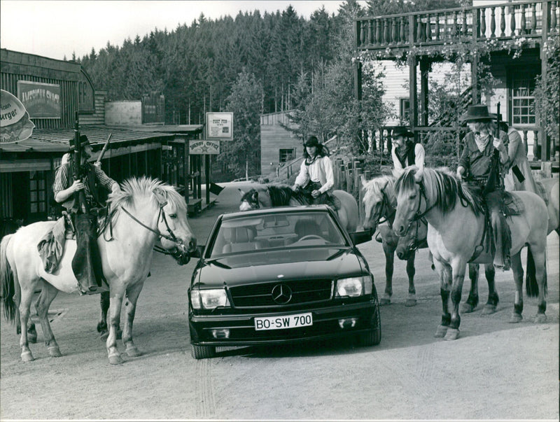 Mercedes-Benz 500 SEC - Vintage Photograph