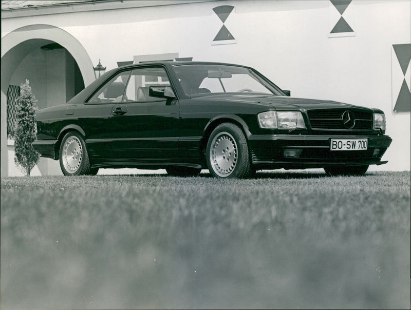 Mercedes-Benz 500 SEC - Vintage Photograph