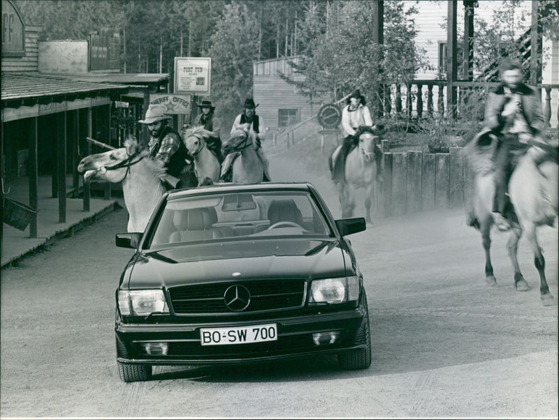 Mercedes-Benz 500 SEC - Vintage Photograph