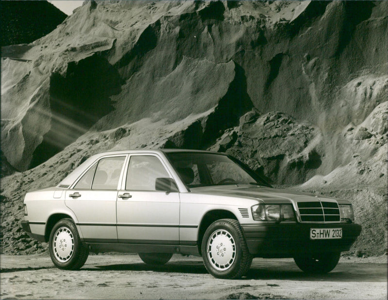 Mercedes-Benz 190 D 2.5 Turbo - Vintage Photograph