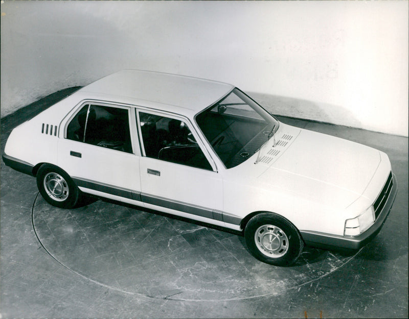 Renault BRV - Vintage Photograph