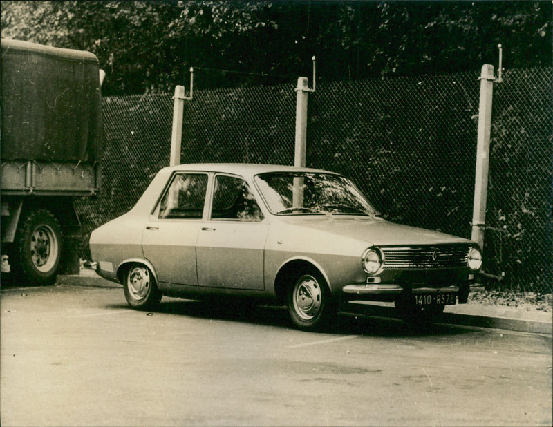 Renault - Vintage Photograph