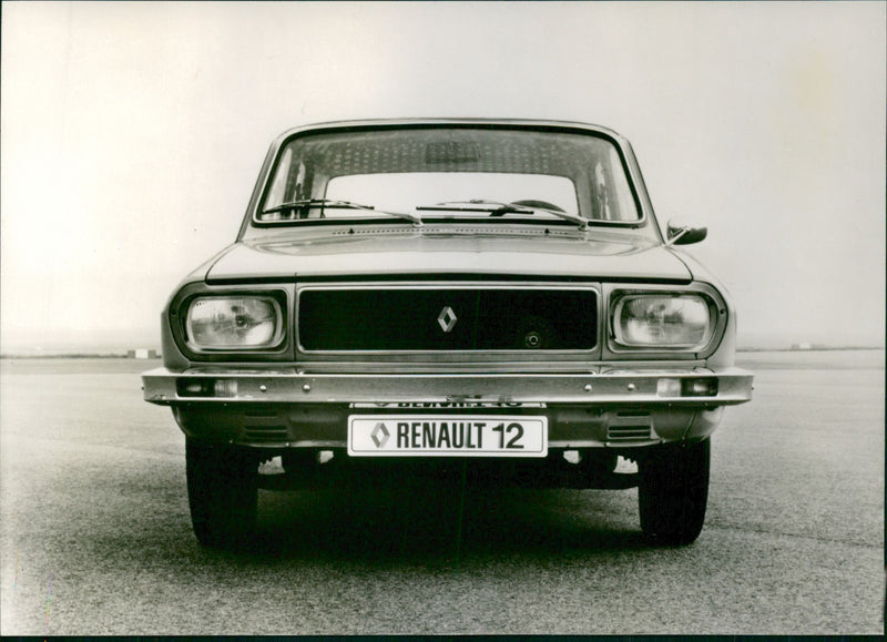 Renault 12 - Vintage Photograph