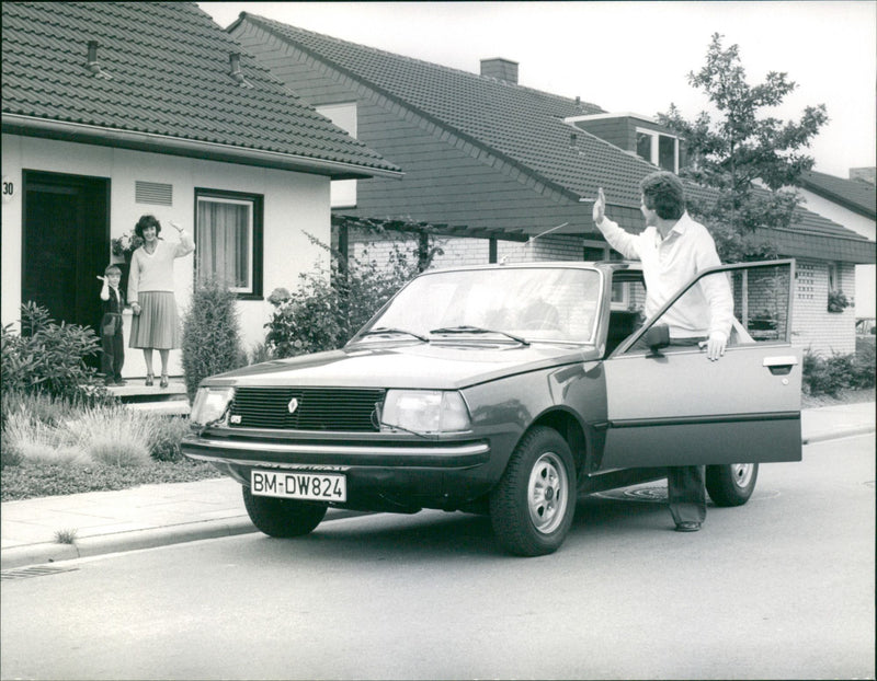 Renault 18 - Vintage Photograph