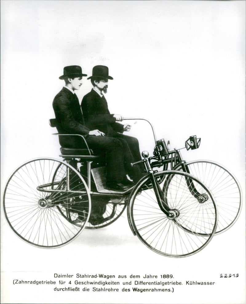 Mercedes-Benz Daimler - Vintage Photograph