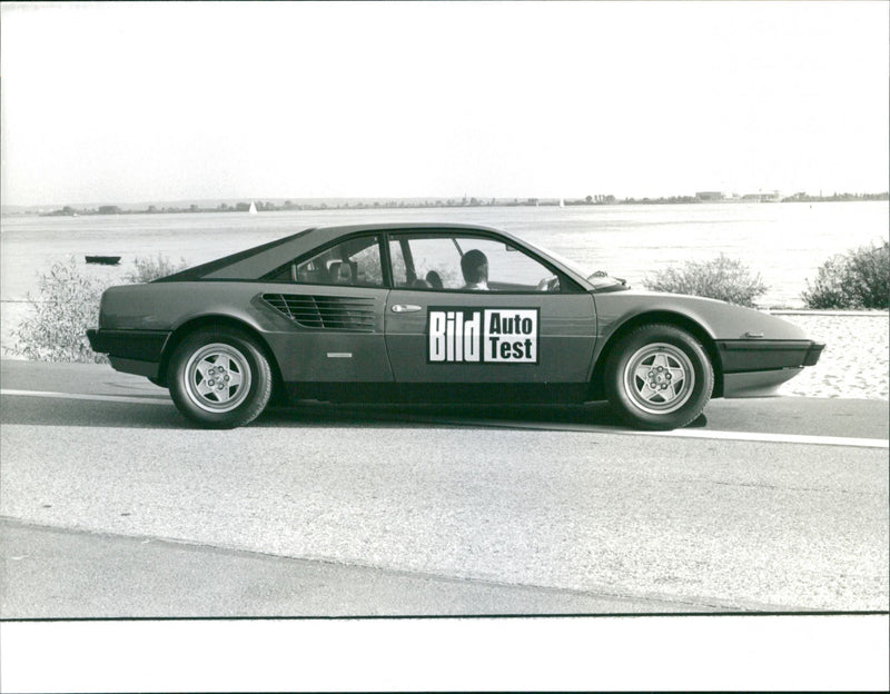 Ferrari Berlinetta Boxer Cabrio - Vintage Photograph