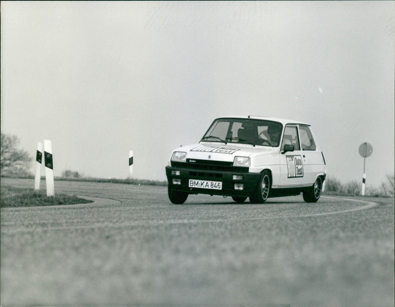 Renault 5 Alpine Turbo - Vintage Photograph