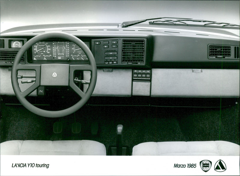 Lancia Y10 touring - Vintage Photograph