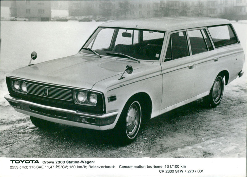 Toyota Crown 2300 Station-Wagon - Vintage Photograph