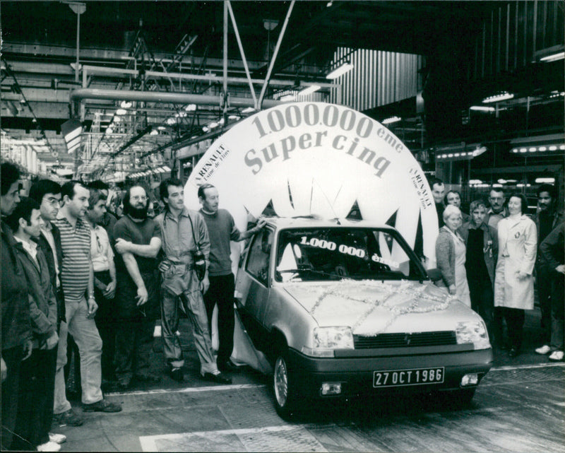 Renault million production celebration - Vintage Photograph