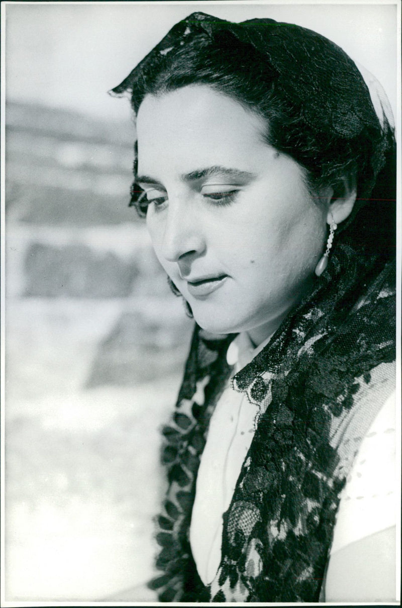 Portrait of a young woman, Mallorca 1950 - Vintage Photograph