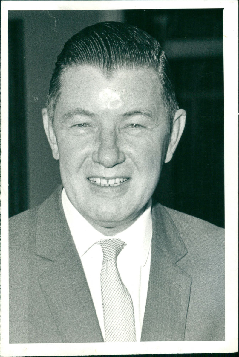 Robert Mellish - Vintage Photograph