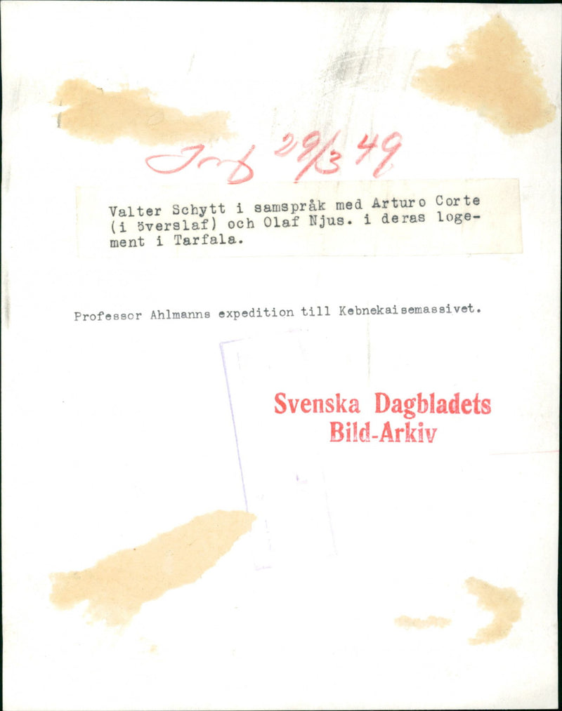 COMPLIMENTS RAPHAEL DIVISION THELL PETROLEUM STEL HELENS COU EXPEDITION - Vintage Photograph