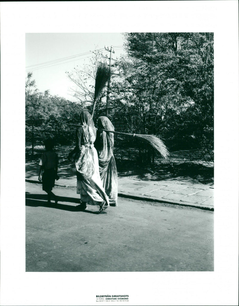 Women in India - Vintage Photograph