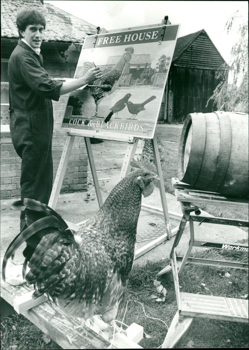 MODEL ARTIST - Vintage Photograph