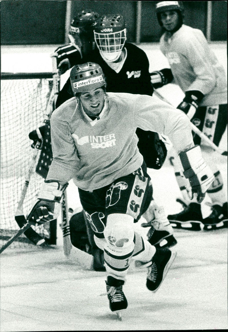 Patrik Sundström, sista träningspasset med Björklöven - Vintage Photograph