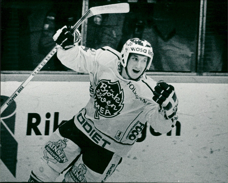 Johan Törnqvist, ishockeyspelare Björklöven - Vintage Photograph