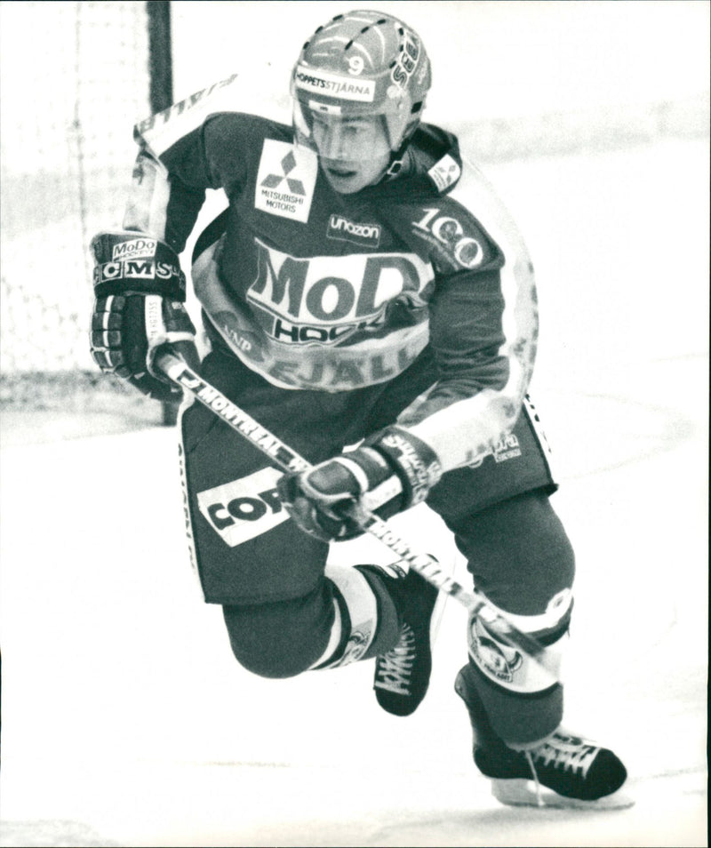 Ishockeyspelaren Magnus Wernblom - Vintage Photograph
