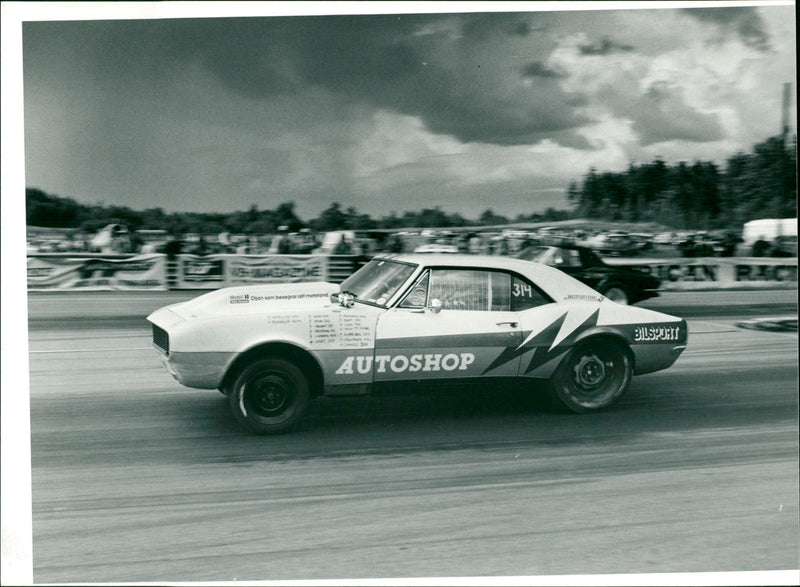 Streetcar Camaro -67 competes in drag racing sheet-altered-class. Anders "Bostic" Envall - Vintage Photograph