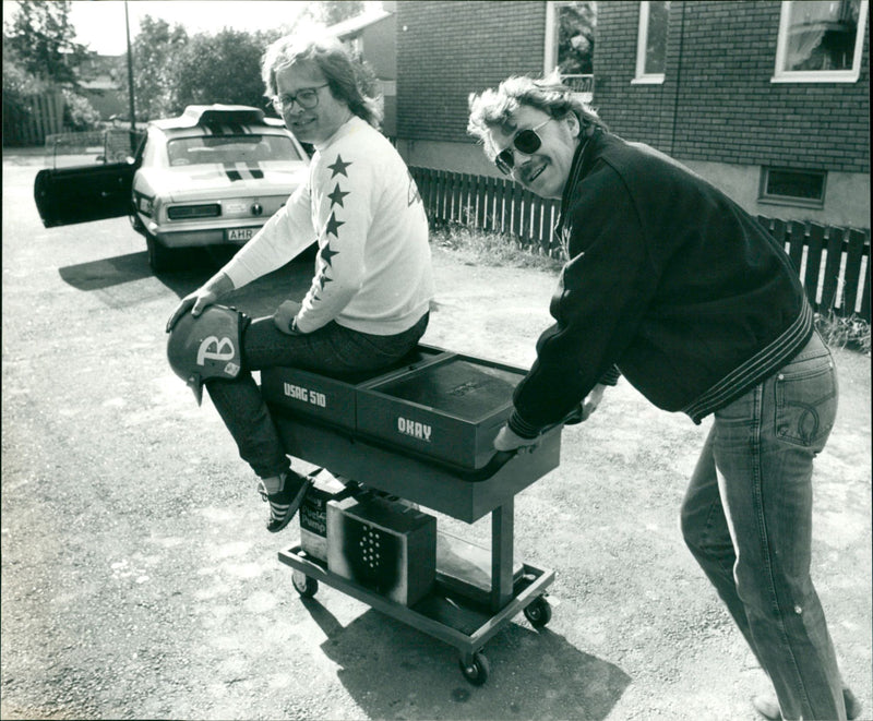 Anders "Bostic" Envall and Lennart "Bagarn" Berggvist, drag racing driver - Vintage Photograph