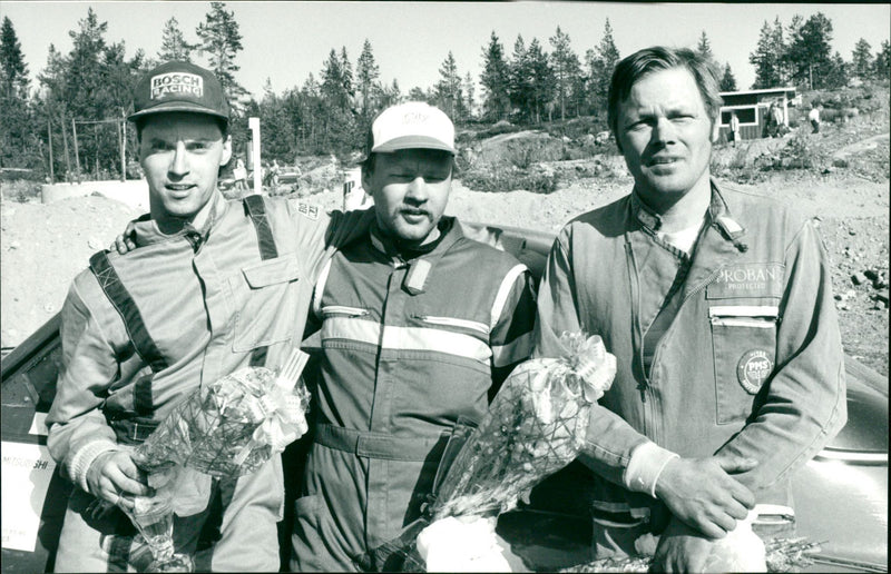 Folkrace förare Anders Nilsson, Lars-Erik Zingmark och Herbert Burman - Vintage Photograph