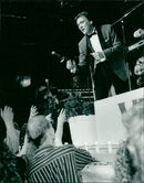 1991 MUSIC PERSONS SINGER CHRISTER SHELF VIKINGS ARCHIVE CURT PEOPLE KES DAHLGREN - Vintage Photograph