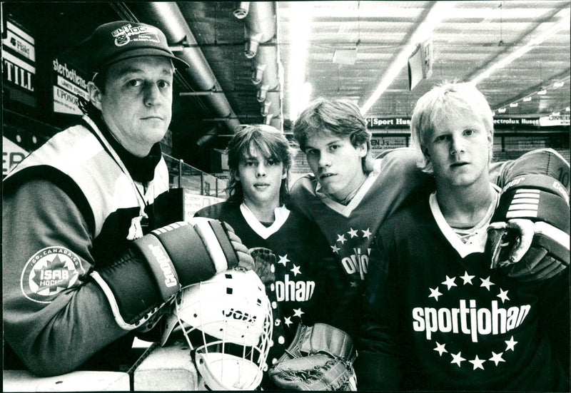 Roger Nilsson, Magnus Andersson, Ulf Juhlin och Peter "Kritan" Svensson - Vintage Photograph