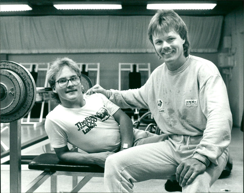 TRATAR LANDSCAPE SIWANIA PAKIU RUNDGREN ALUCA AND IDOL TOTO OLIVA BLEA INT - Vintage Photograph