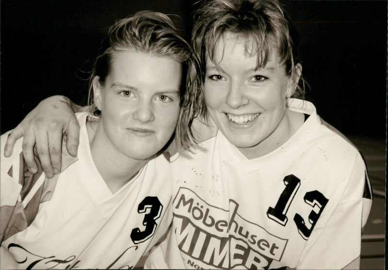 Alexandra Berglund och Lisette Rönnquist, Nordmaling Handboll - Vintage Photograph