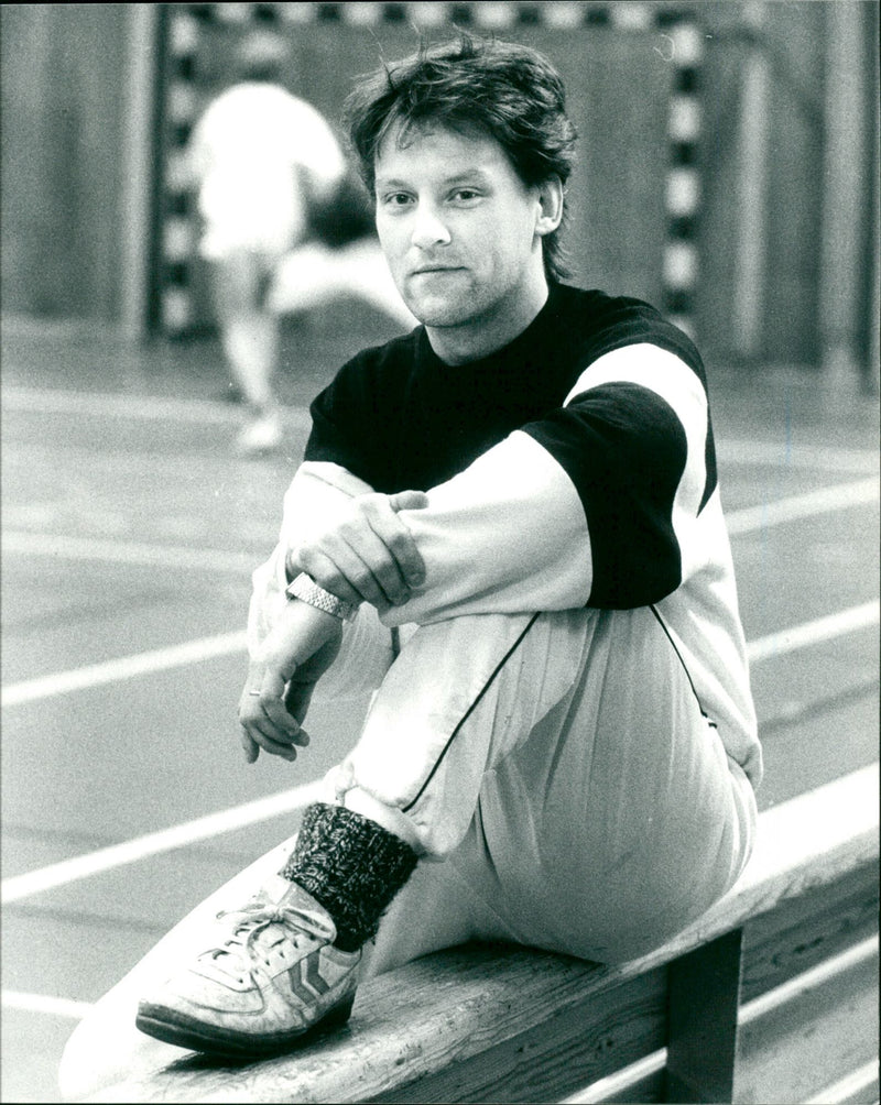 Per Olsson, tränare, handboll Sävar IK - Vintage Photograph