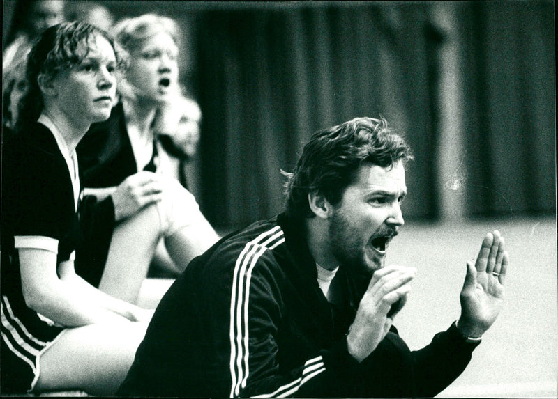 Leif Nyberg, tränare handboll - Vintage Photograph