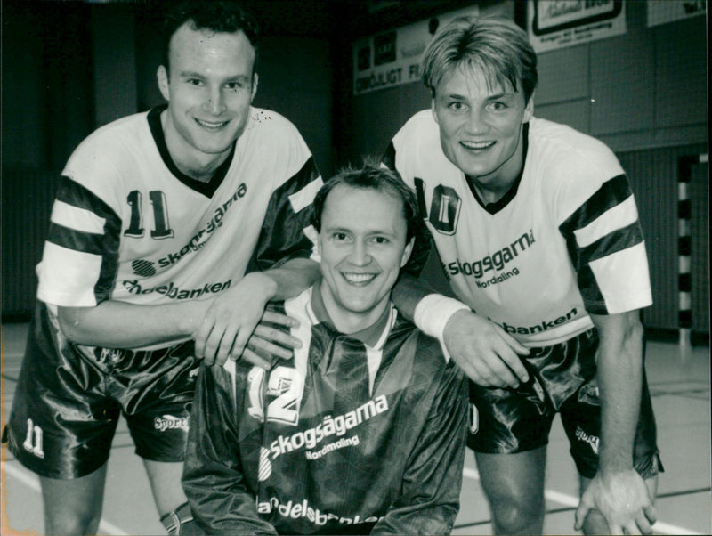 Handboll Nordmalings IF. Stellan Bäckman, Erling Johansson och Urban Sandström - Vintage Photograph