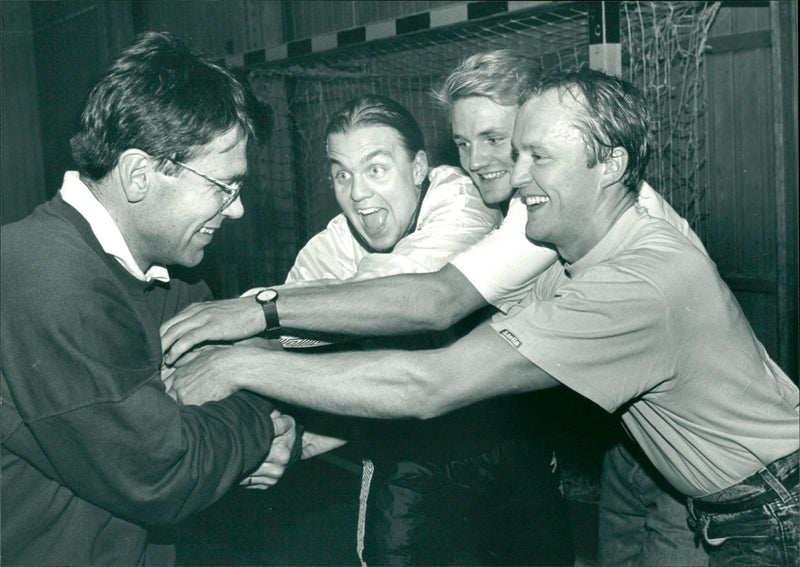 Nordmalings IF-handboll. Johan Alatalo, Anders Rönnkvist, Urban Sandström och Erling Johansson - Vintage Photograph