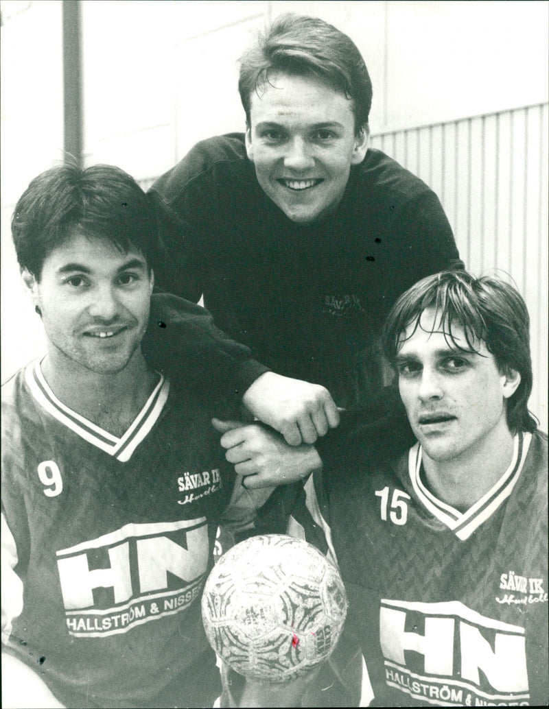 Joakim Lavin, Peter Hugosson och Fredrik Lundström. Handboll Sävar IK - Vintage Photograph