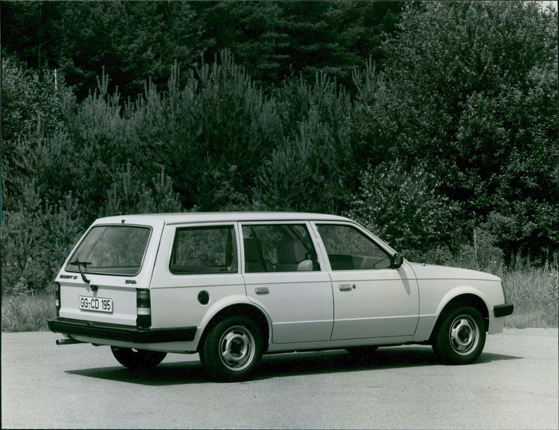 Opel Kadett Caravan L - Vintage Photograph