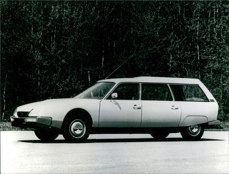 Citroen CX Break - Vintage Photograph