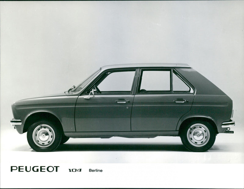 Peugeot 104 Berline - Vintage Photograph