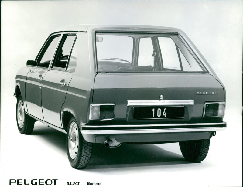 Peugeot 104 Berline - Vintage Photograph