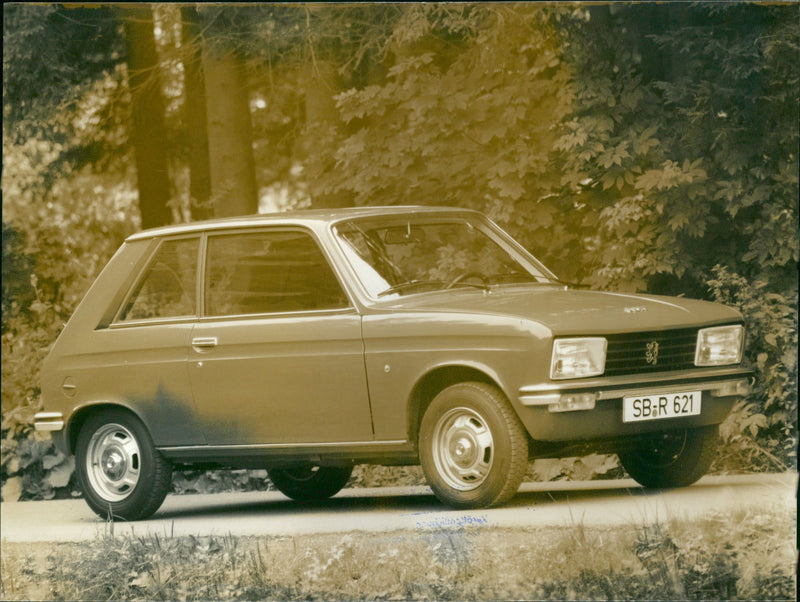 Peugeot 104 CS - Vintage Photograph