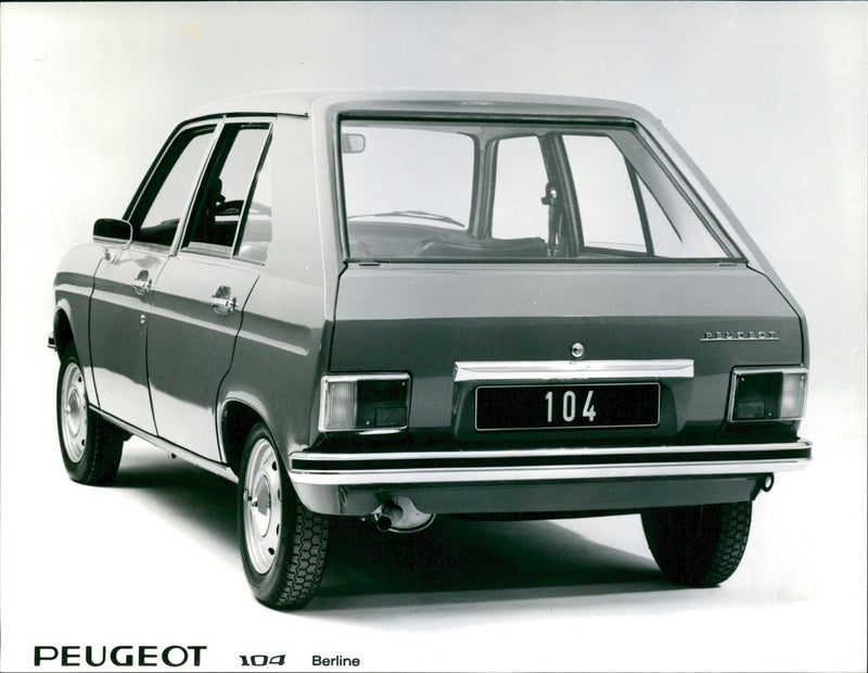 Peugeot 104 Berline - Vintage Photograph