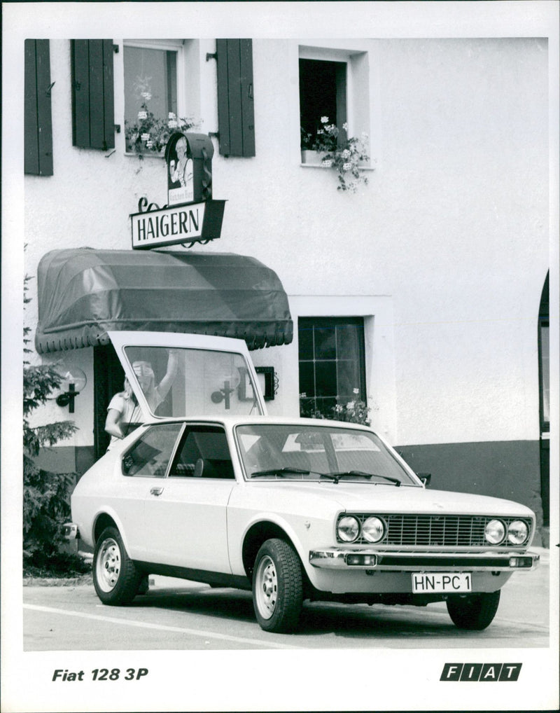 Fiat 128 3P - Vintage Photograph