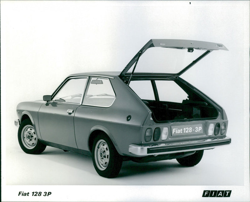 Fiat 128 3P - Vintage Photograph