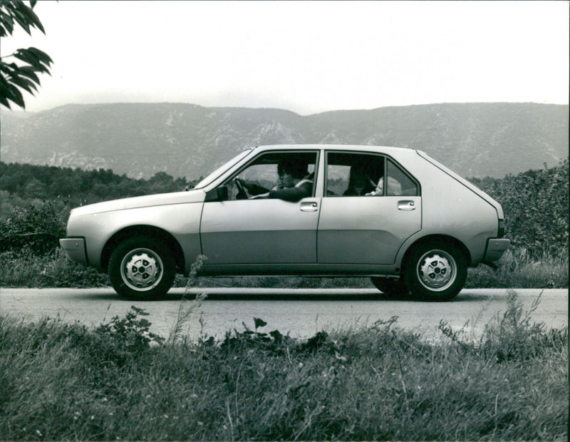 Renault 14 TL 1977 - Vintage Photograph