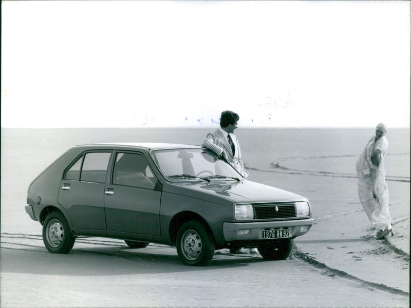 Renault 14 - Vintage Photograph