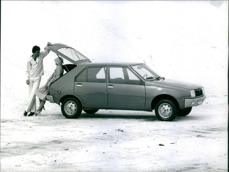 Renault 14 - Vintage Photograph