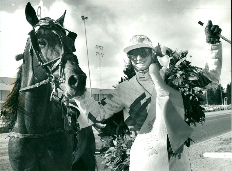 Jan-Erik Eriksson med Keyson Jons - Vintage Photograph