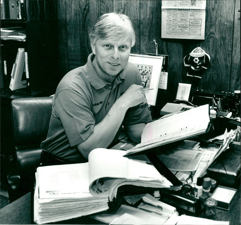 Hans "Virus" Lindberg, tränare Björklöven - Vintage Photograph