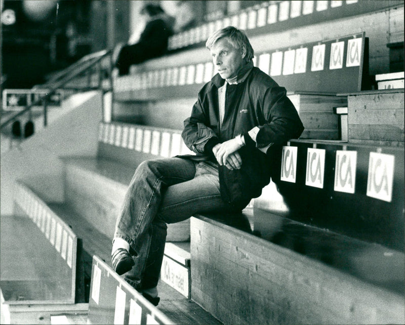 Hans "Virus" Lindberg, tränare Björklöven - Vintage Photograph